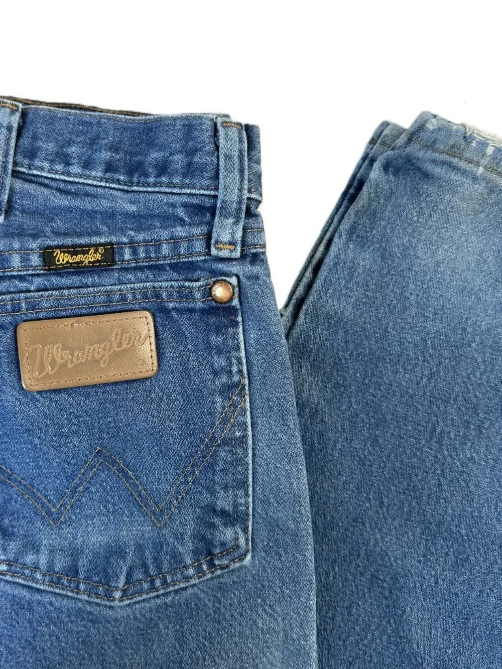 Vintage Y2K Wrangler 13MWZ Cowboy Cut Jeans 34x34 100% Cotton Western Rodeo